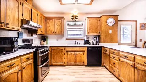 14869 Pleasant Valley Dr, Red Bluff, CA 96080 photo 6