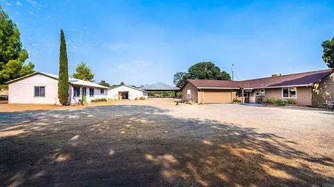 14869 Pleasant Valley Dr, Red Bluff, CA 96080 photo 1