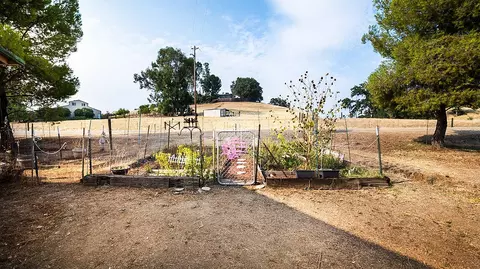 14869 Pleasant Valley Dr, Red Bluff, CA 96080 photo 25