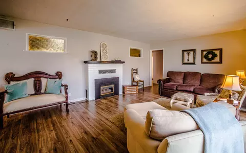 2935 Mahan St, Redding, CA 96001 photo 6