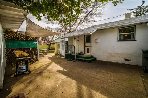 2935 Mahan St, Redding, CA 96001 photo 21