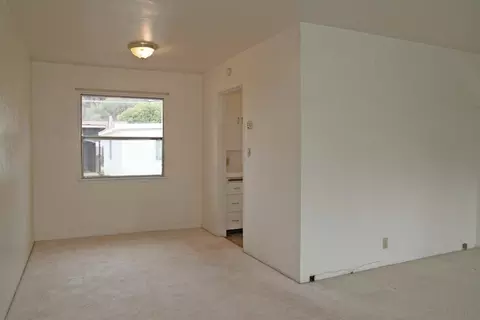 1566 Santa Fe Ave, Redding, CA 96003 photo 8