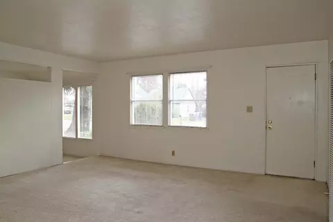 1566 Santa Fe Ave, Redding, CA 96003 photo 7