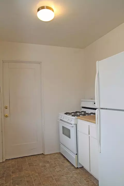 1566 Santa Fe Ave, Redding, CA 96003 photo 5