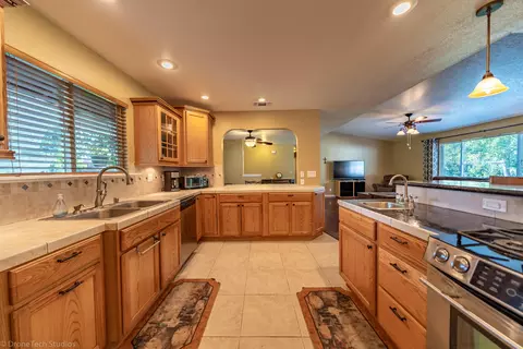 2682 Amethyst Way, Redding, CA 96003 photo 26