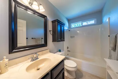 2682 Amethyst Way, Redding, CA 96003 photo 8
