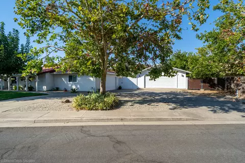 2682 Amethyst Way, Redding, CA 96003 photo 3