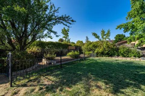 2682 Amethyst Way, Redding, CA 96003 photo 30