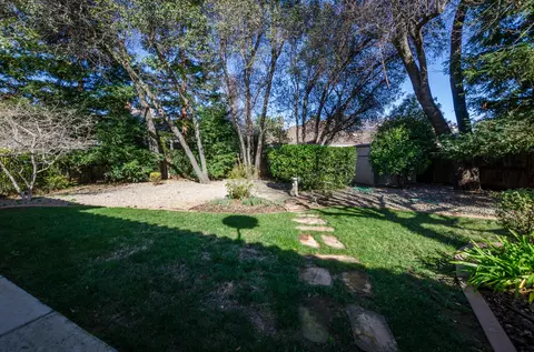 4610 St Charles Dr, Redding, CA 96002 photo 59