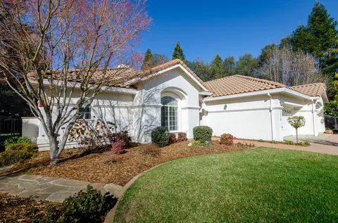 4610 St Charles Dr, Redding, CA 96002 photo 58