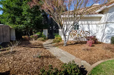 4610 St Charles Dr, Redding, CA 96002 photo 40