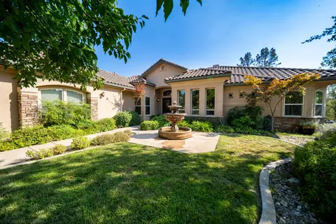 16288 Texas Springs Rd, Redding, CA 96001 photo 1