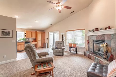 2051 Terra Nova Dr, Redding, CA 96003 photo 8
