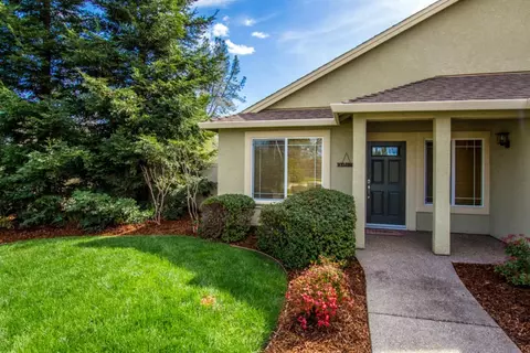 2051 Terra Nova Dr, Redding, CA 96003 photo 3