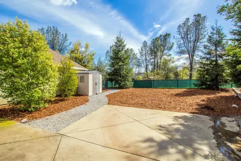 2051 Terra Nova Dr, Redding, CA 96003 photo 27