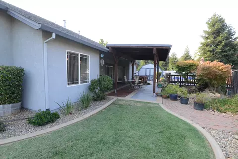 4055 Cambria Dr, Redding, CA 96002 photo 40