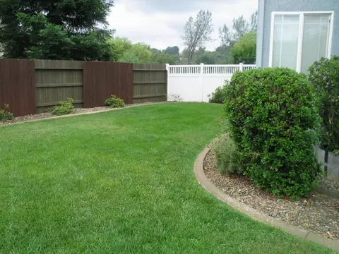 4055 Cambria Dr, Redding, CA 96002 photo 41
