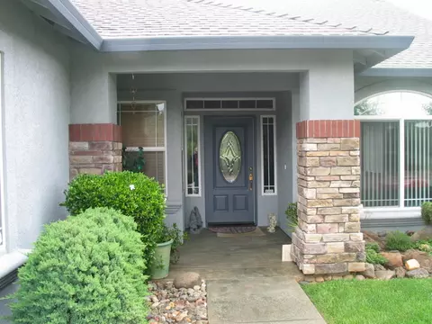 4055 Cambria Dr, Redding, CA 96002 photo 4