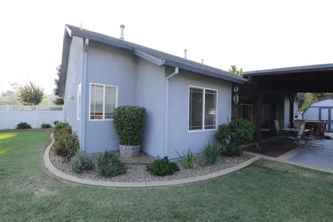 4055 Cambria Dr, Redding, CA 96002 photo 43