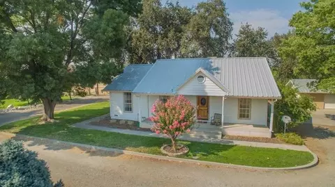475 Kaer Ave, Red Bluff, CA 96080 photo 2