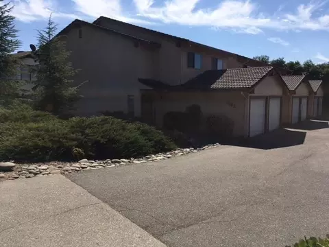 1185 Lancers Ln, Redding, CA 96003 photo 1