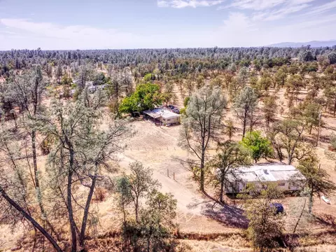 21098 Golden W Rd, Redding, CA 96003 photo 24