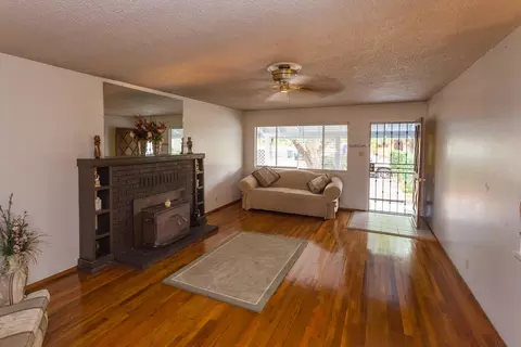2553 Belladonna St, Redding, CA 96002 photo 4