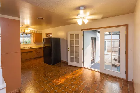 2553 Belladonna St, Redding, CA 96002 photo 5