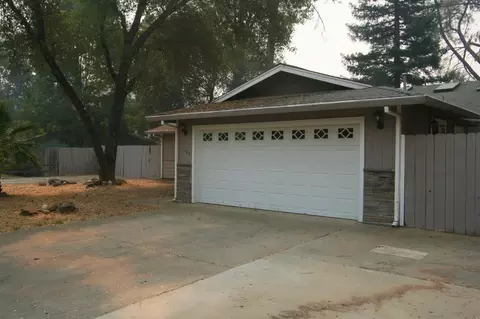 1146 Belcrest Dr, Redding, CA 96003 photo 17