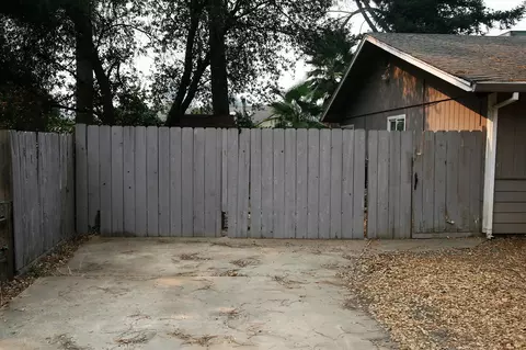 1146 Belcrest Dr, Redding, CA 96003 photo 3