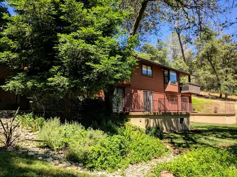 13533 Hanna Way, Redding, CA 96003 photo 10