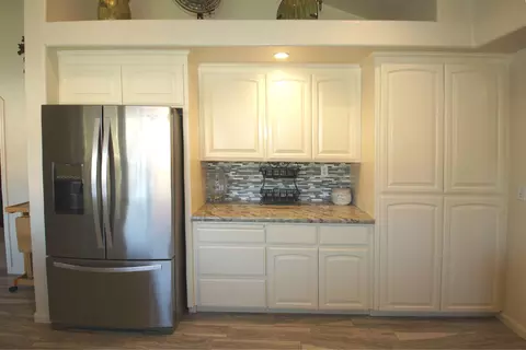3661 Eagle Pkwy, Redding, CA 96001 photo 9