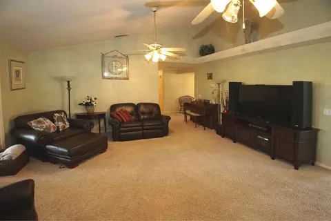 3661 Eagle Pkwy, Redding, CA 96001 photo 13