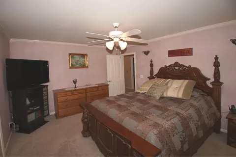 3661 Eagle Pkwy, Redding, CA 96001 photo 15