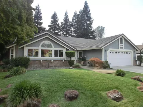 3661 Eagle Pkwy, Redding, CA 96001 photo 1
