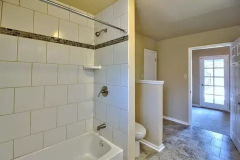 1351 Ridge Dr, Redding, CA 96001 photo 23