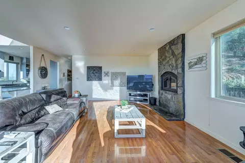 13805 Broken Branch Trl, Redding, CA 96003 photo 15