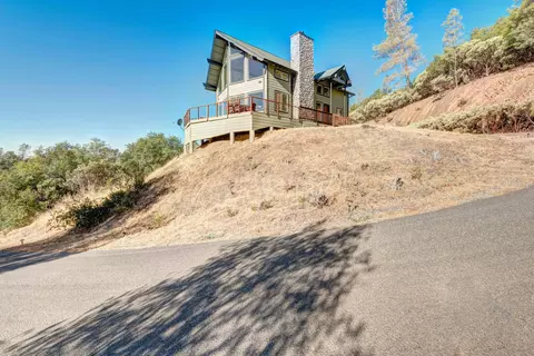 13805 Broken Branch Trl, Redding, CA 96003 photo 3