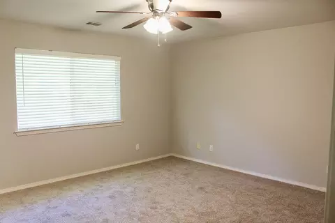 3070 Driftstone Dr, Anderson, CA 96007 photo 8