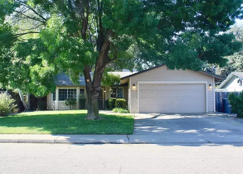 3070 Driftstone Dr, Anderson, CA 96007 photo 1