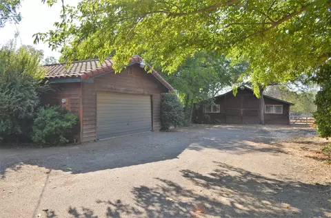 11442 E Stillwater Way, Redding, CA 96003 photo 3
