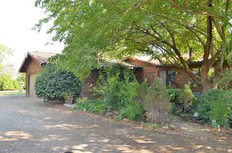 11442 E Stillwater Way, Redding, CA 96003 photo 4