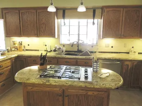 40294 Mcarthur Rd, Fall River Mills, CA 96028 photo 12