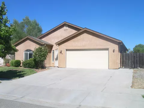 630 Vallecito Way, Red Bluff, CA 96080 photo 1