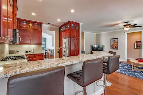 956 Montclair Dr, Redding, CA 96003 photo 7