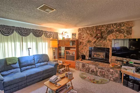 1710 Tiger Eye Rd, Redding, CA 96003 photo 6