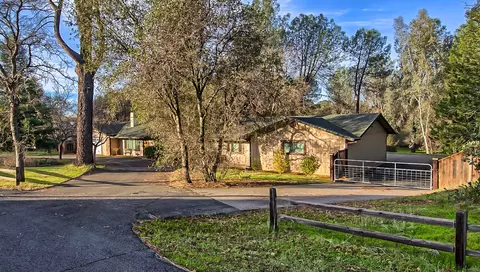 1710 Tiger Eye Rd, Redding, CA 96003 photo 3