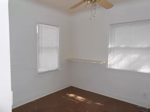 714 Loma St, Redding, CA 96003 photo 4