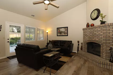 2297 Hope Ln, Redding, CA 96003 photo 9