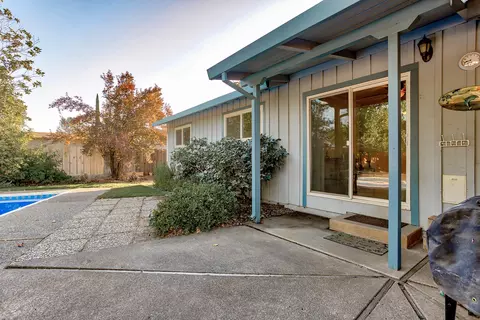 3235 Winding Way, Redding, CA 96003 photo 33